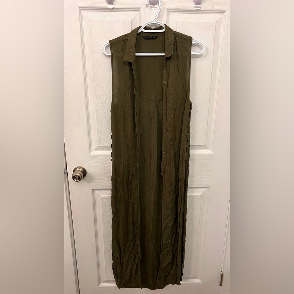 Beach cover-up